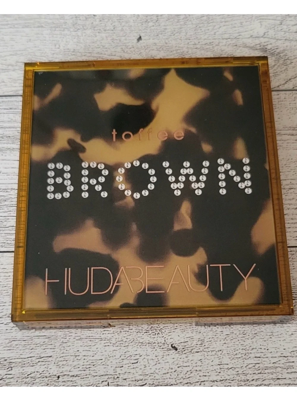 Huda Toffee Brown Obsessions Eyeshadow Palette New- New in Box